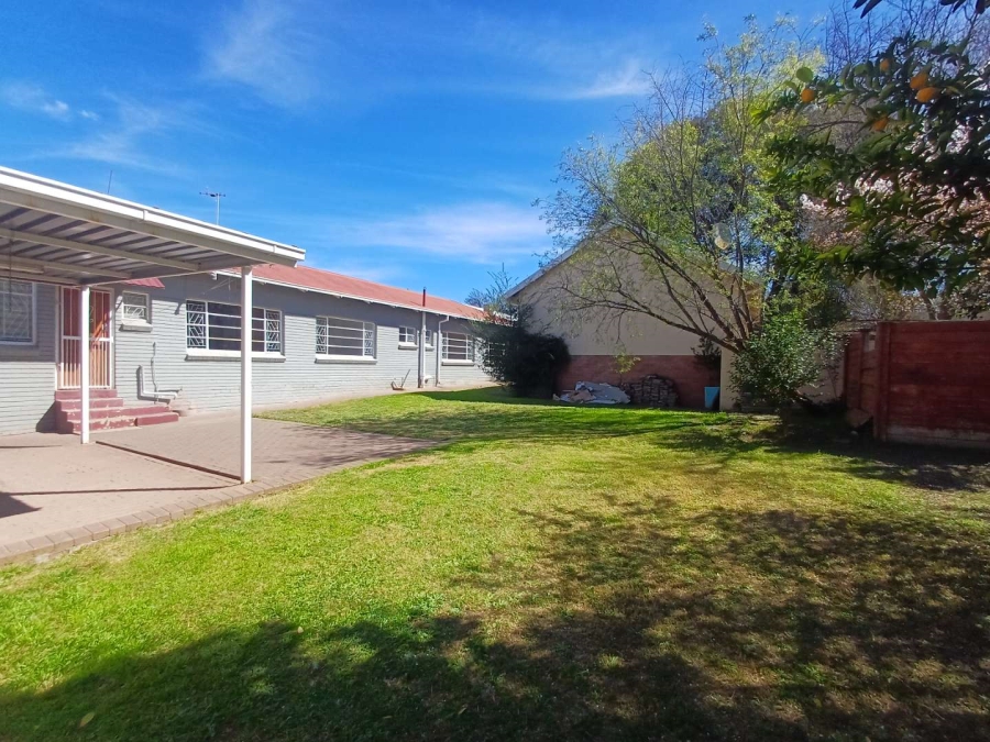 4 Bedroom Property for Sale in Dan Pienaar Free State